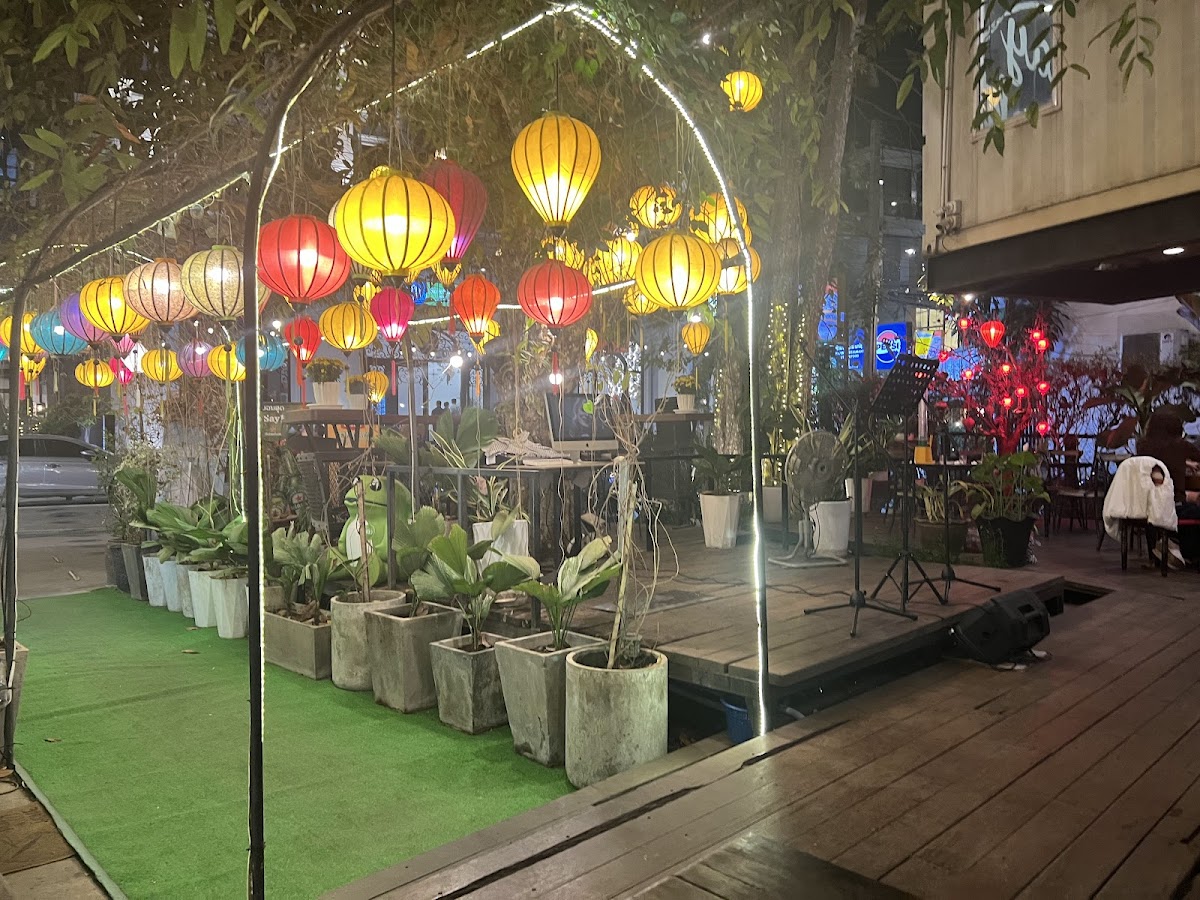 Day2Night Vietnamese Cuisine